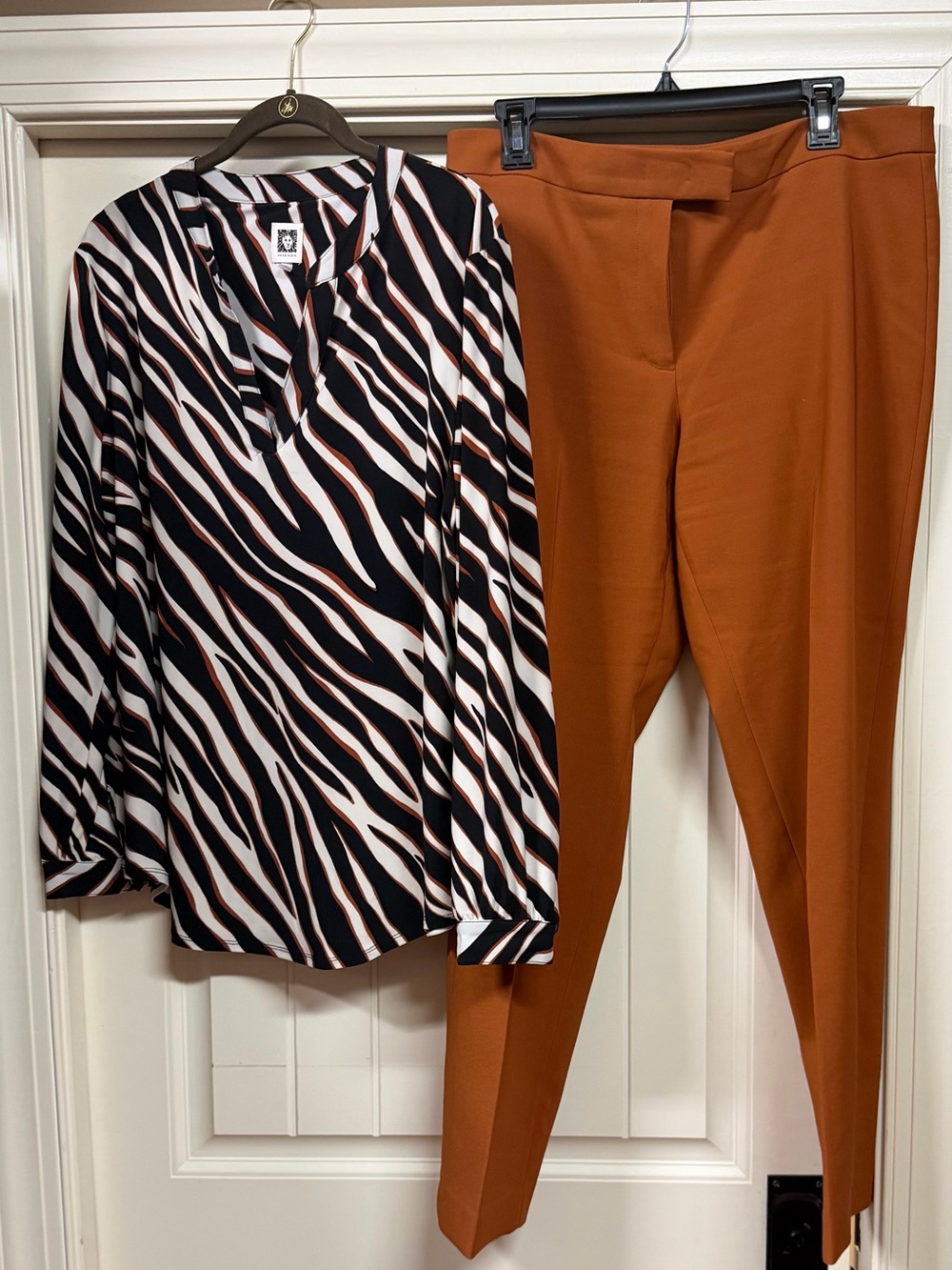 Anne Klein matching pants rust sz 12 and top black rust cream sz Large